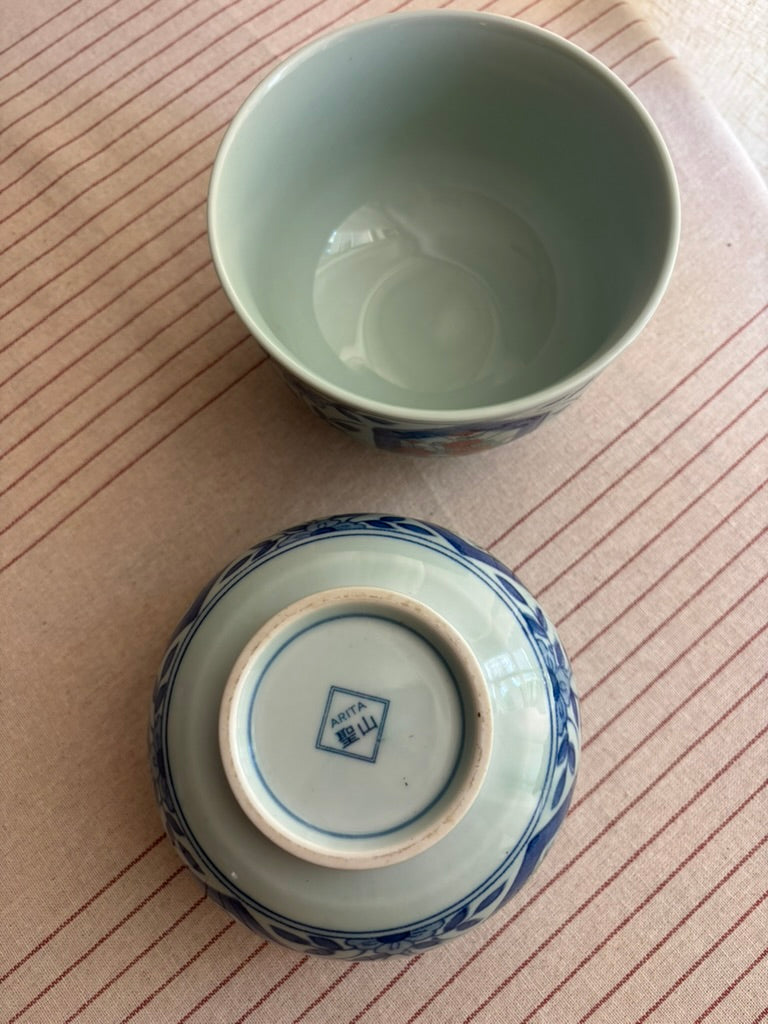 Vintage Japanese Arita Imari Porcelain Bowls - Set of 2 Hand-Painted Chrysanthemum Design