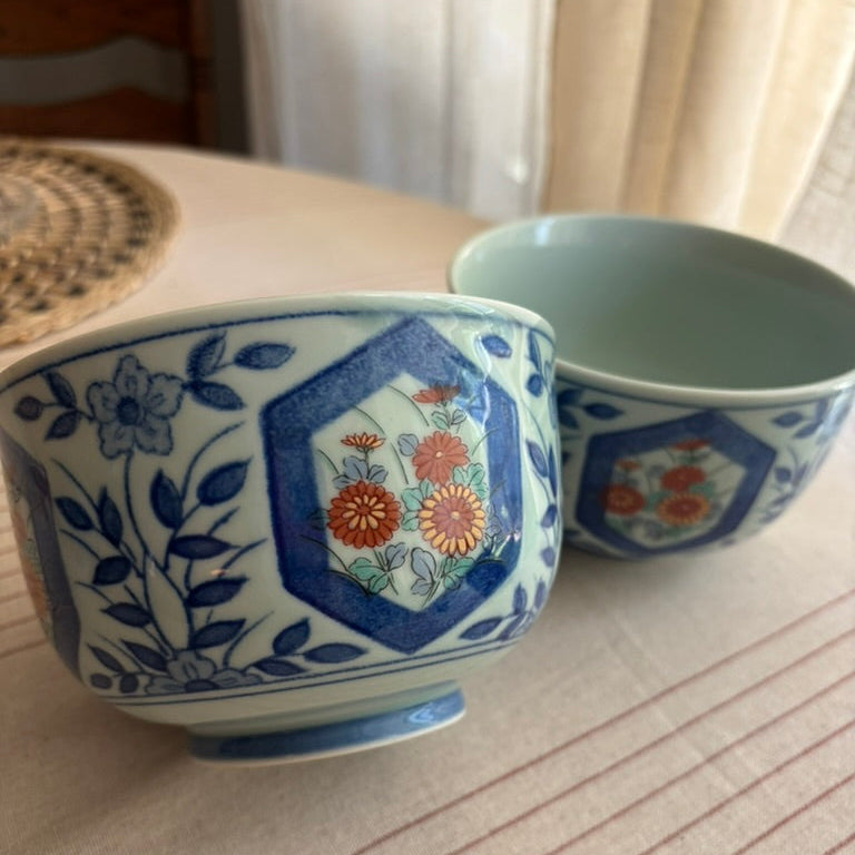 Vintage Japanese Arita Imari Porcelain Bowls - Set of 2 Hand-Painted Chrysanthemum Design