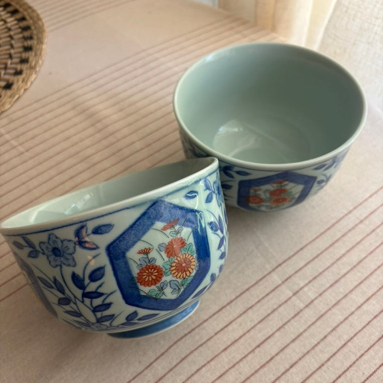 Vintage Japanese Arita Imari Porcelain Bowls - Set of 2 Hand-Painted Chrysanthemum Design