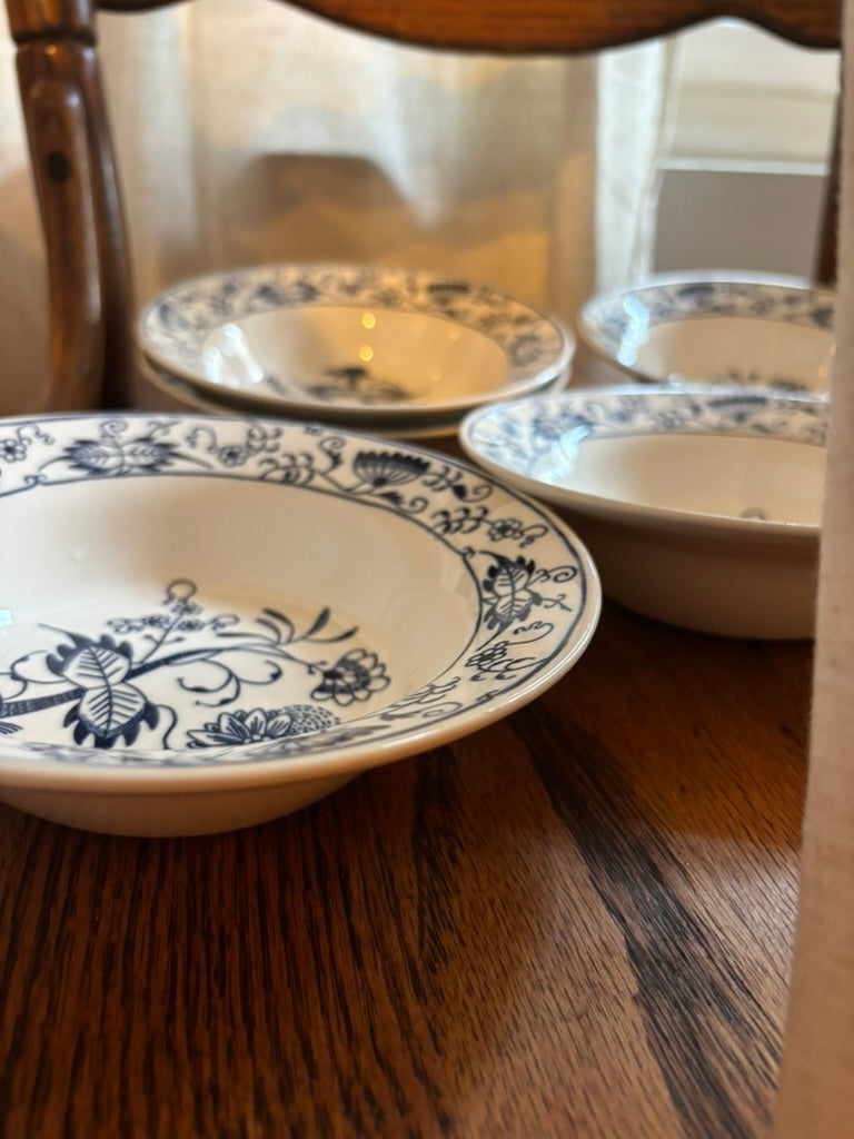 Royal China Doorn Bowls